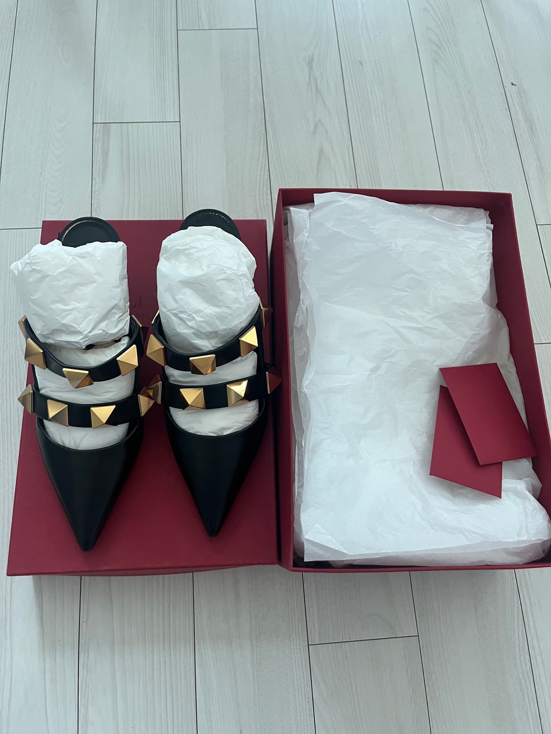 발렌티노 로만 스터드 뮬 37사이즈 상품이미지2