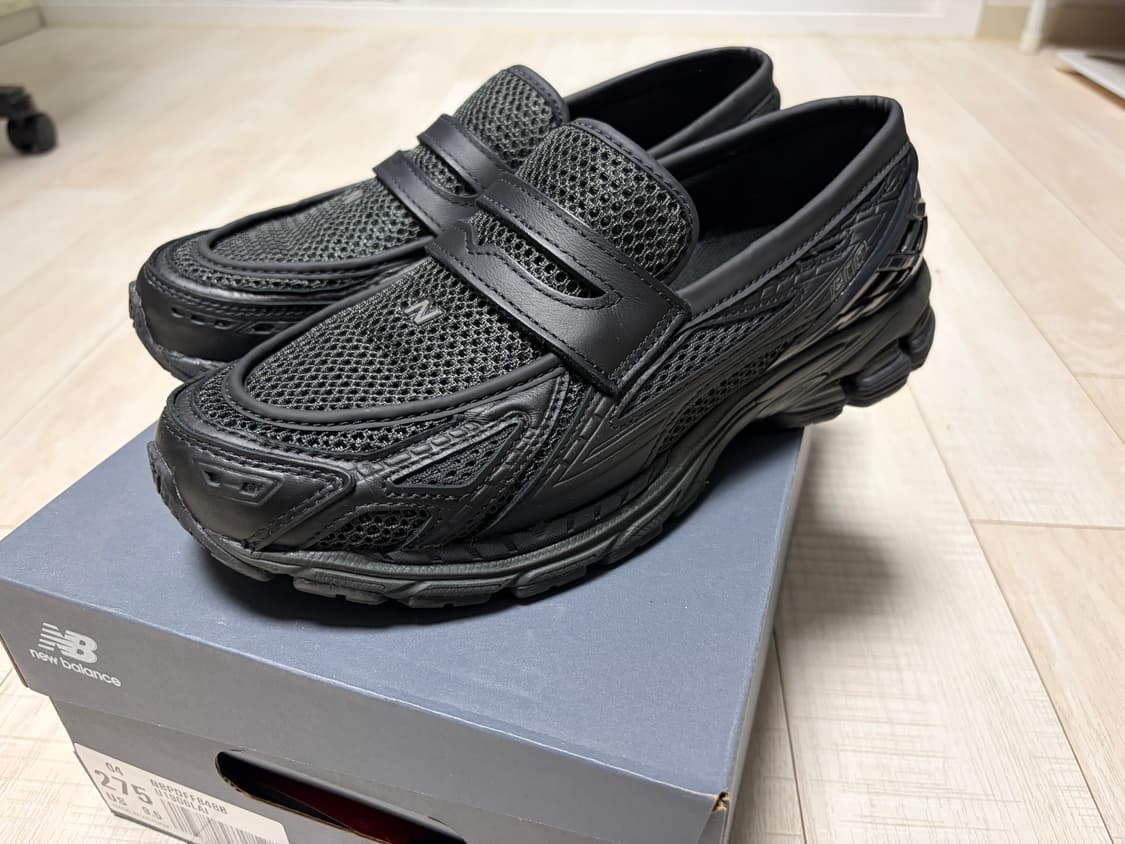 뉴발란스 1906L 블랙 탑 팬텀 275 상품이미지1