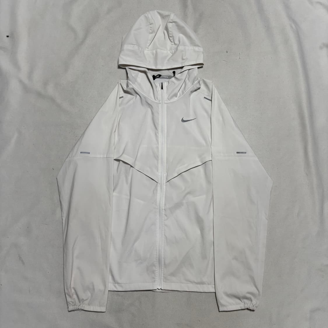 XL 나이키 화이트 윈드러너 바람막이 상품이미지2