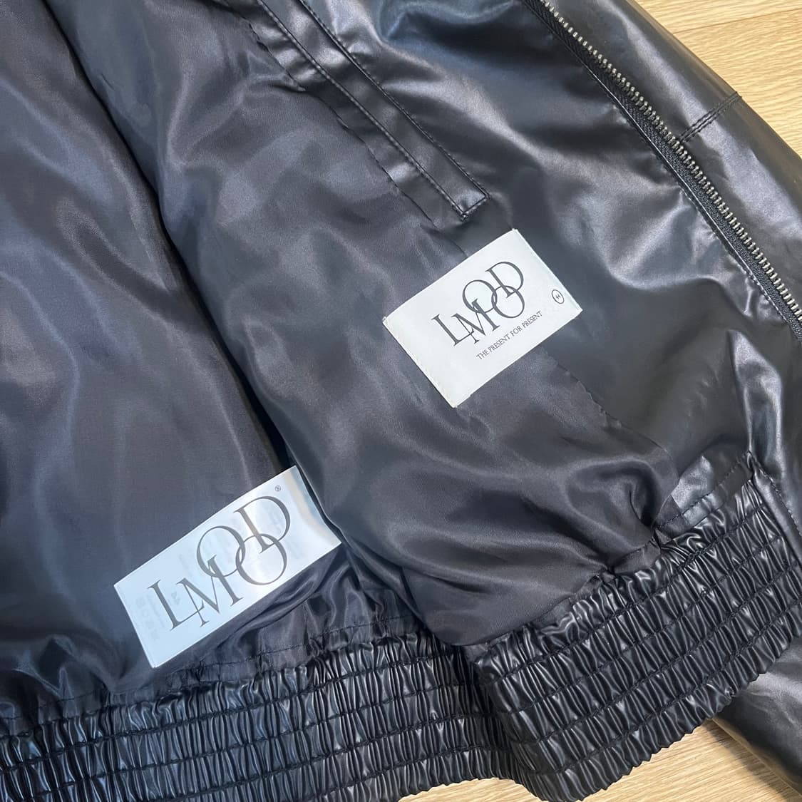 44) 엘무드 글레이즈드 바이커 크롭 코튼 자켓 블랙 상품이미지5