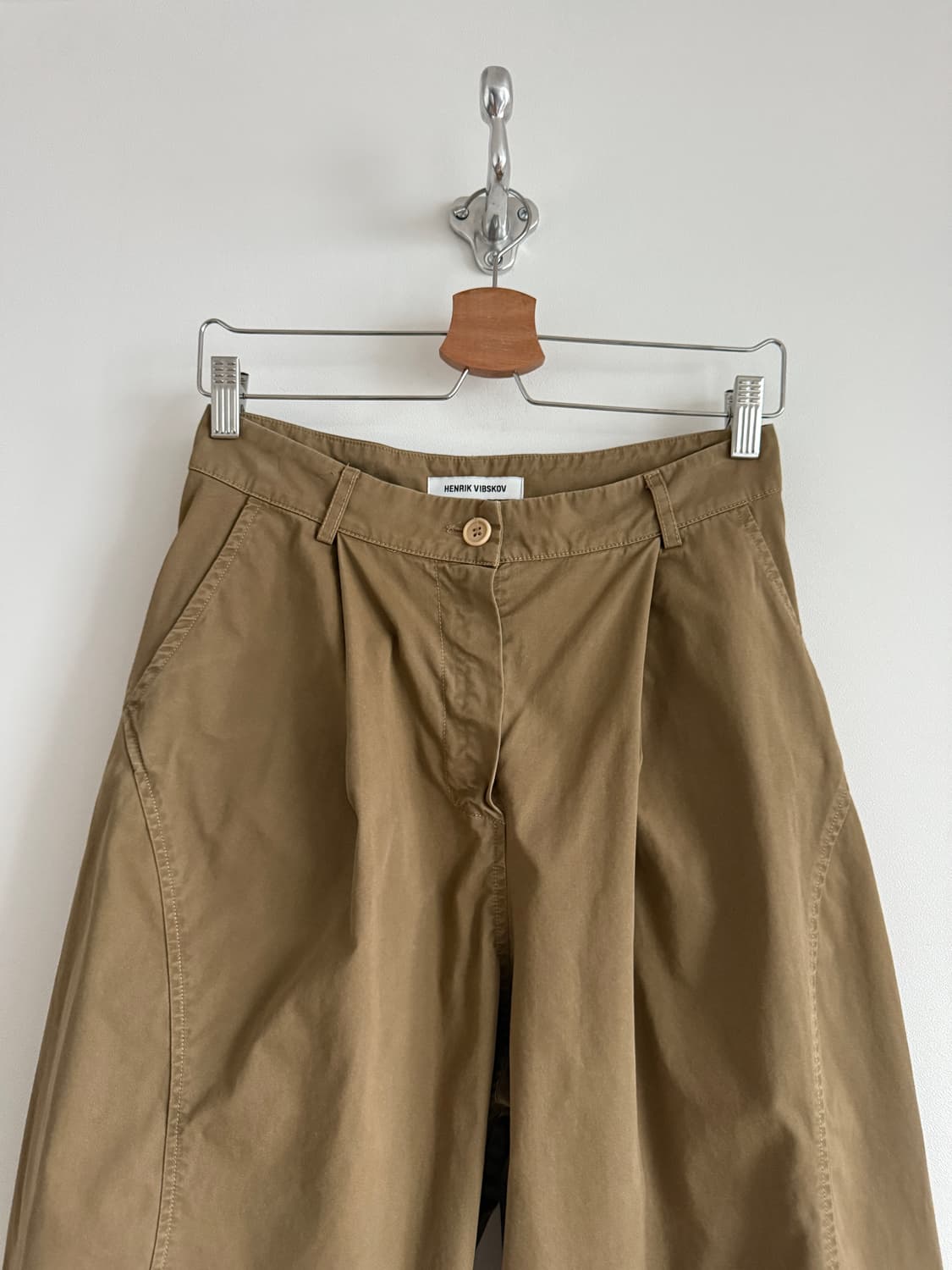 헨릭 빕스코브(HENRIK VIBSKOV) 코튼 팬츠 78,000원 -  상품이미지2