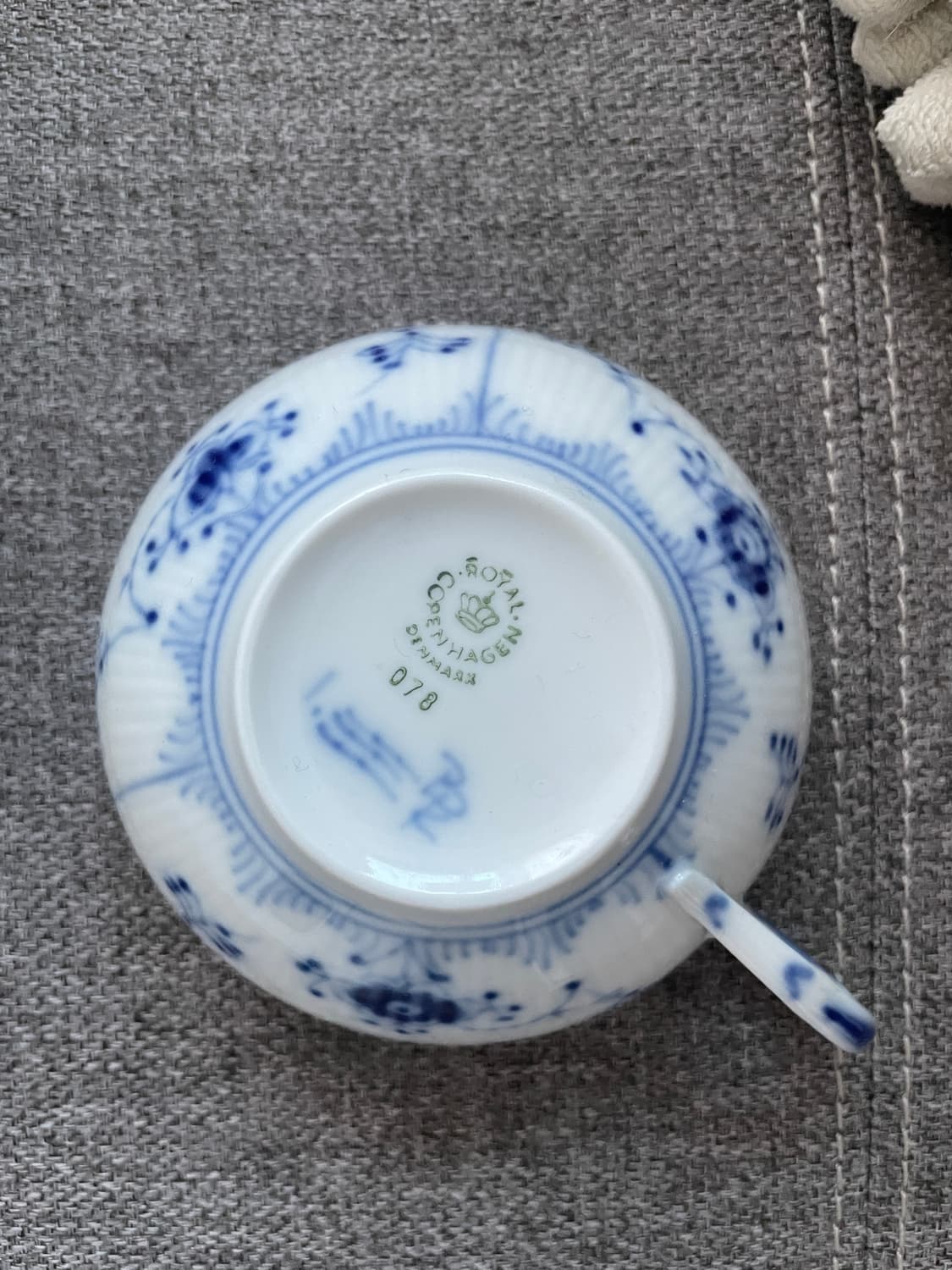 로얄 코펜하겐 블루 플루티드 플레인 찻잔 상품이미지4