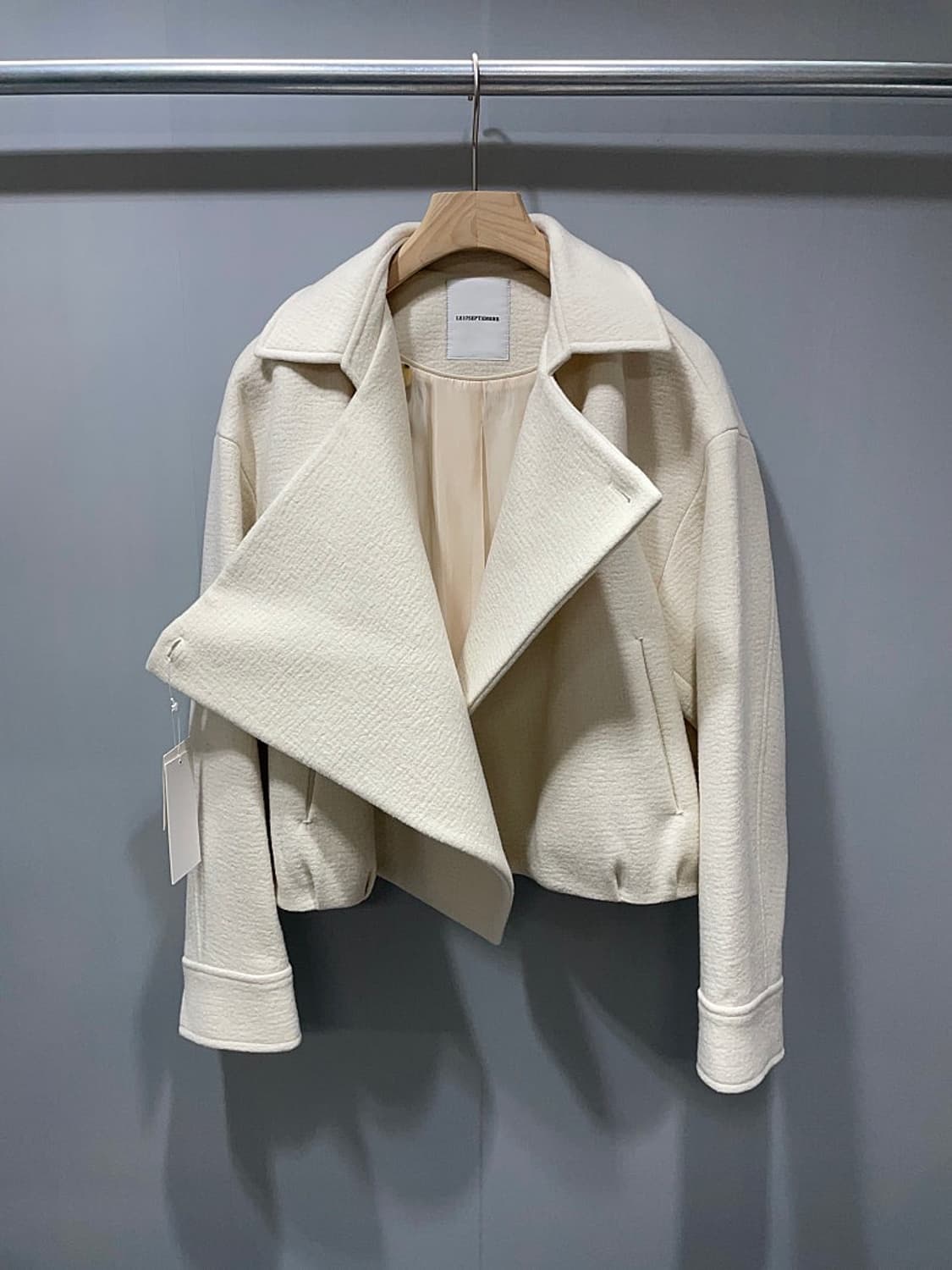 (정품/새상품) 르917 여성 울 드레이프 크롭 자켓 상품이미지3