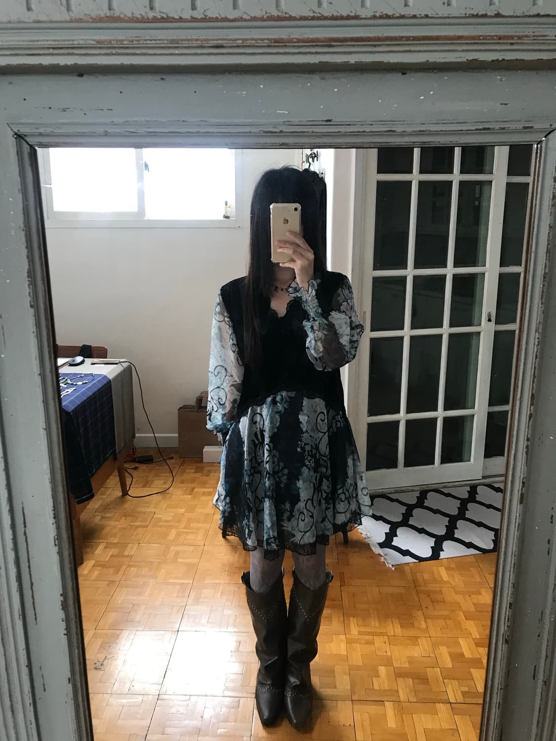 vintage velvet pattern one-piece 상품이미지1