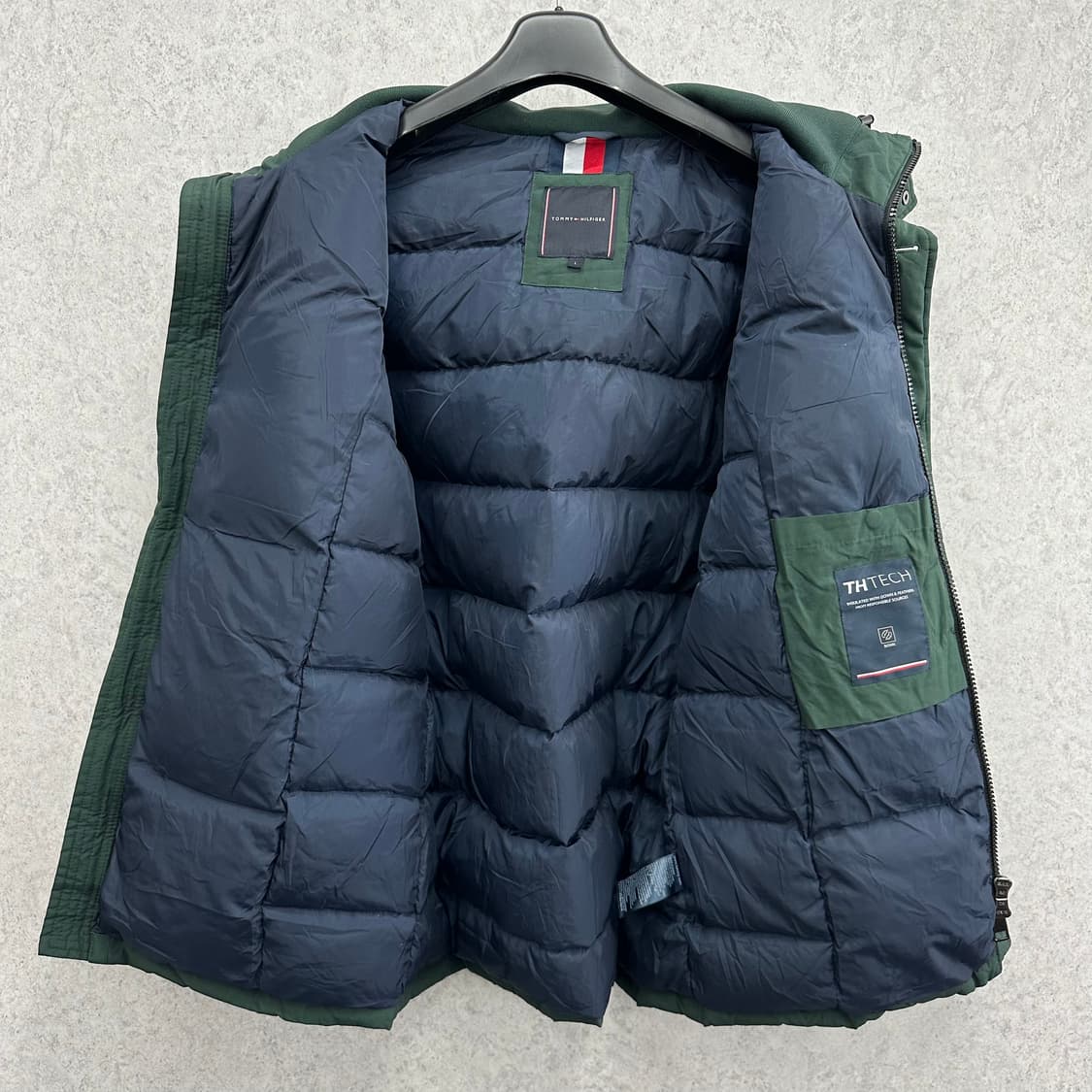 100 타미힐피거 남자 구스다운 패딩 상품이미지3