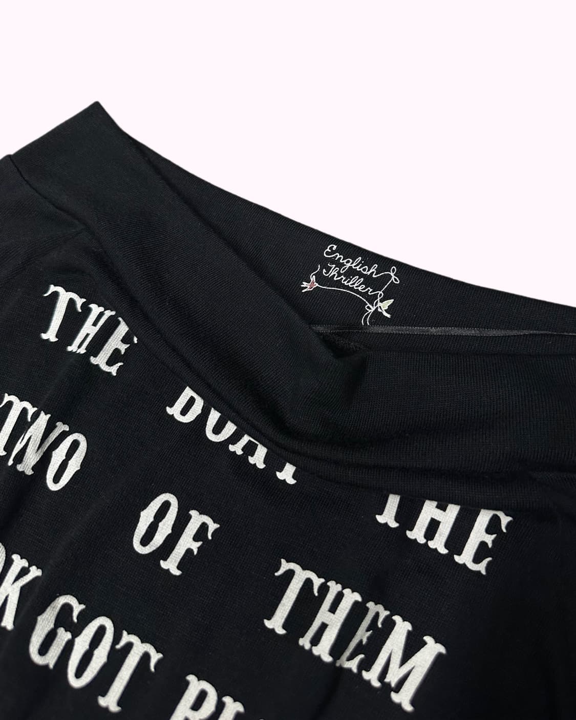 lettering off-shoulder crop t-shirt 상품이미지2