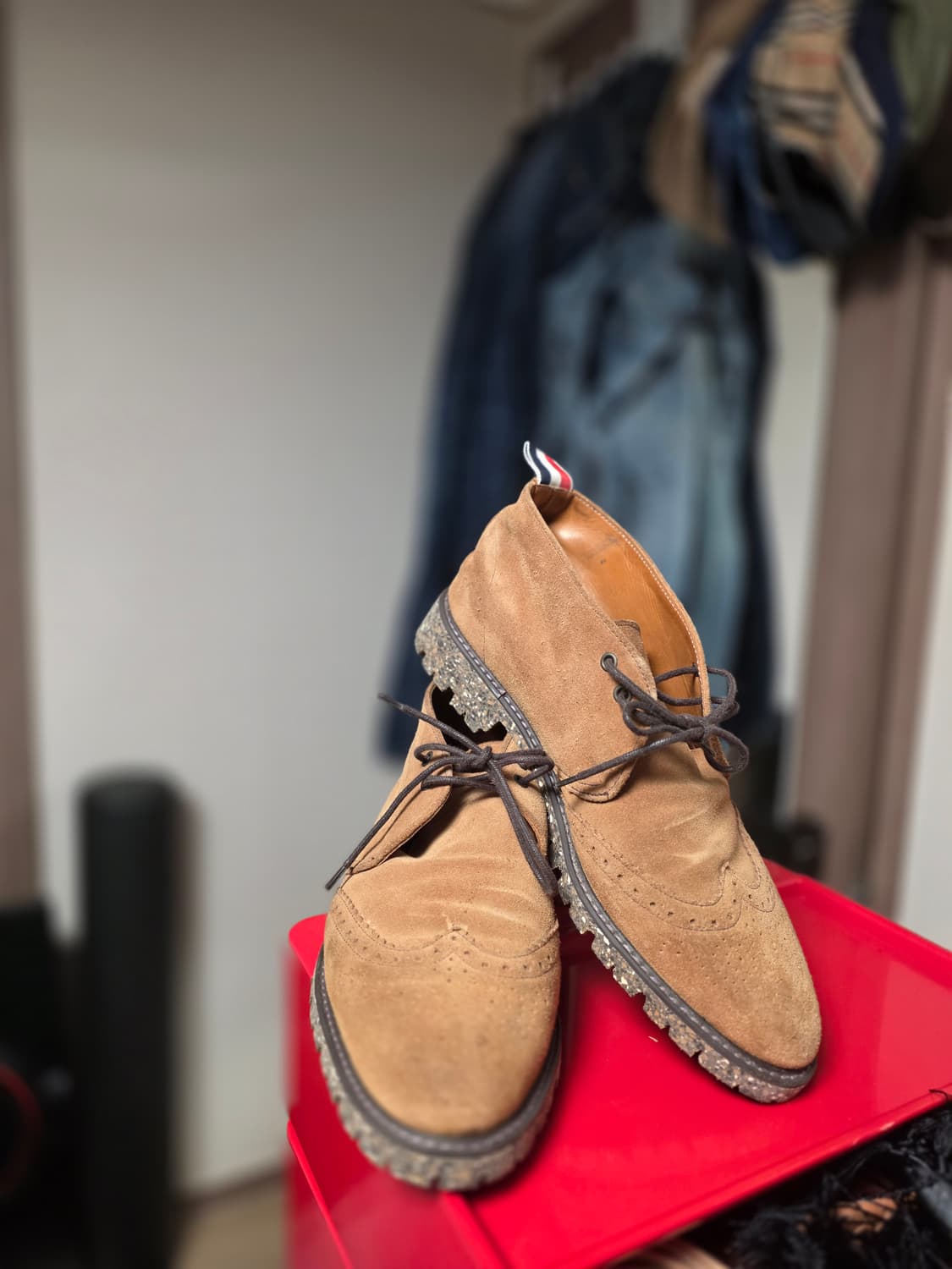 (영국산) 톰브라운 탄 스웨이드 윙팁 처카부츠
 상품이미지1