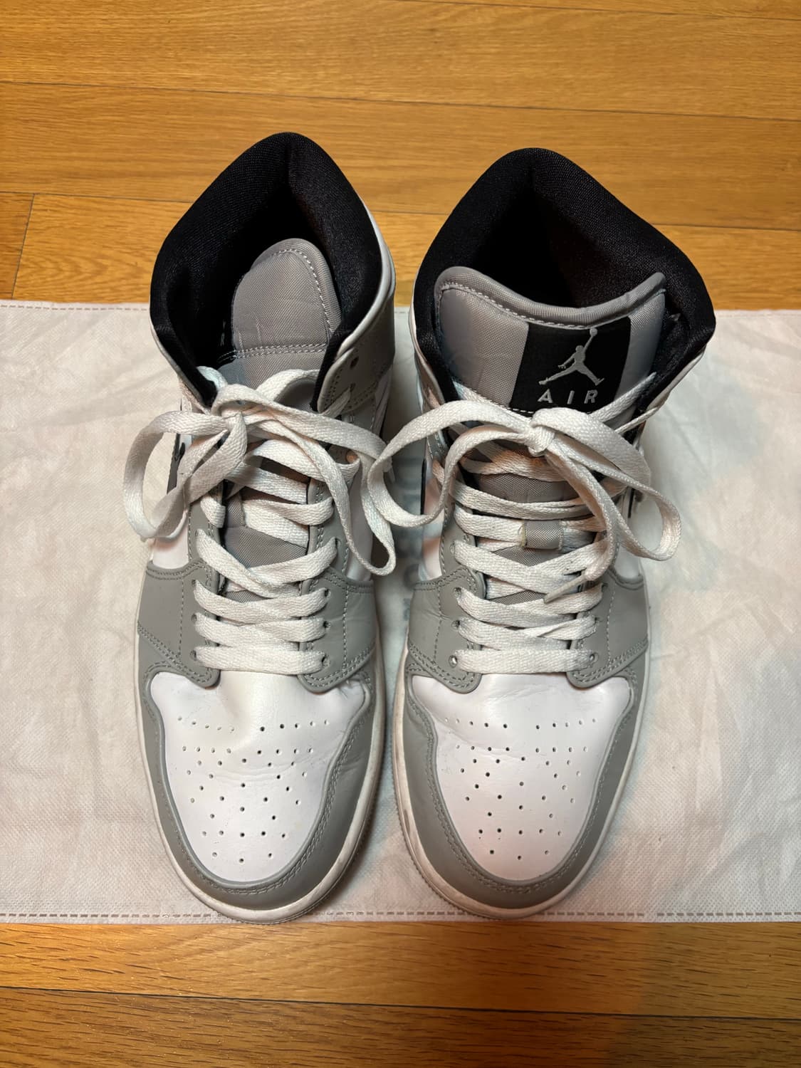 조던 1 미드 그레이 270 상품이미지1