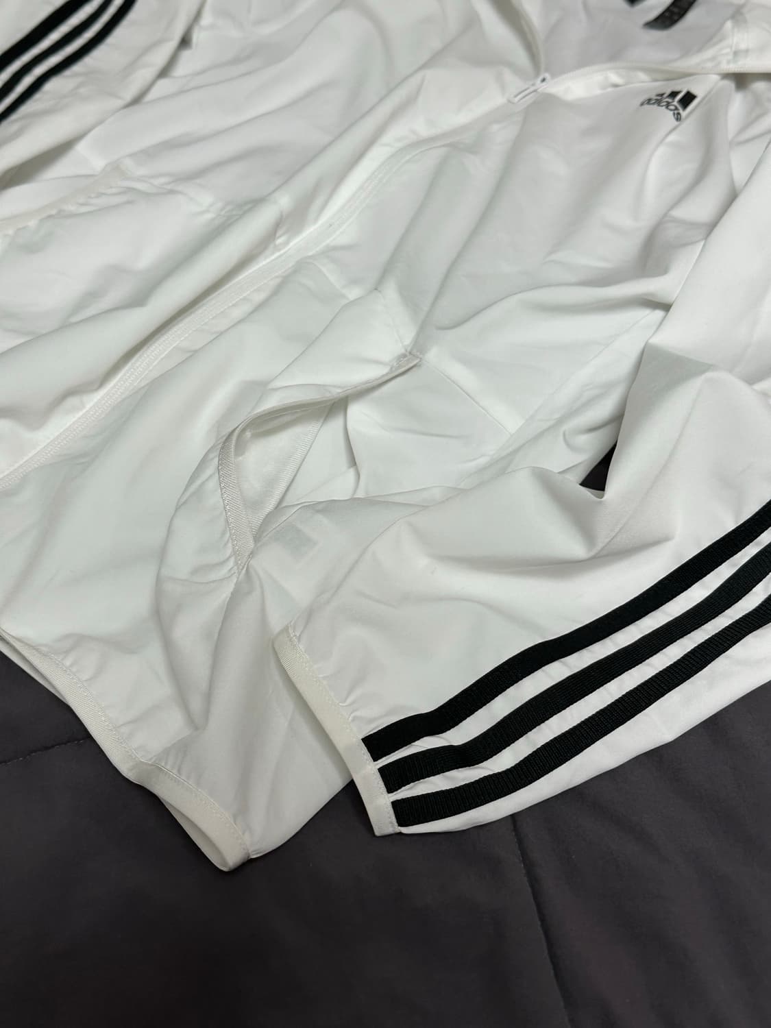 아디다스 화이트 삼선 져지 바람막이 라지   상품이미지6