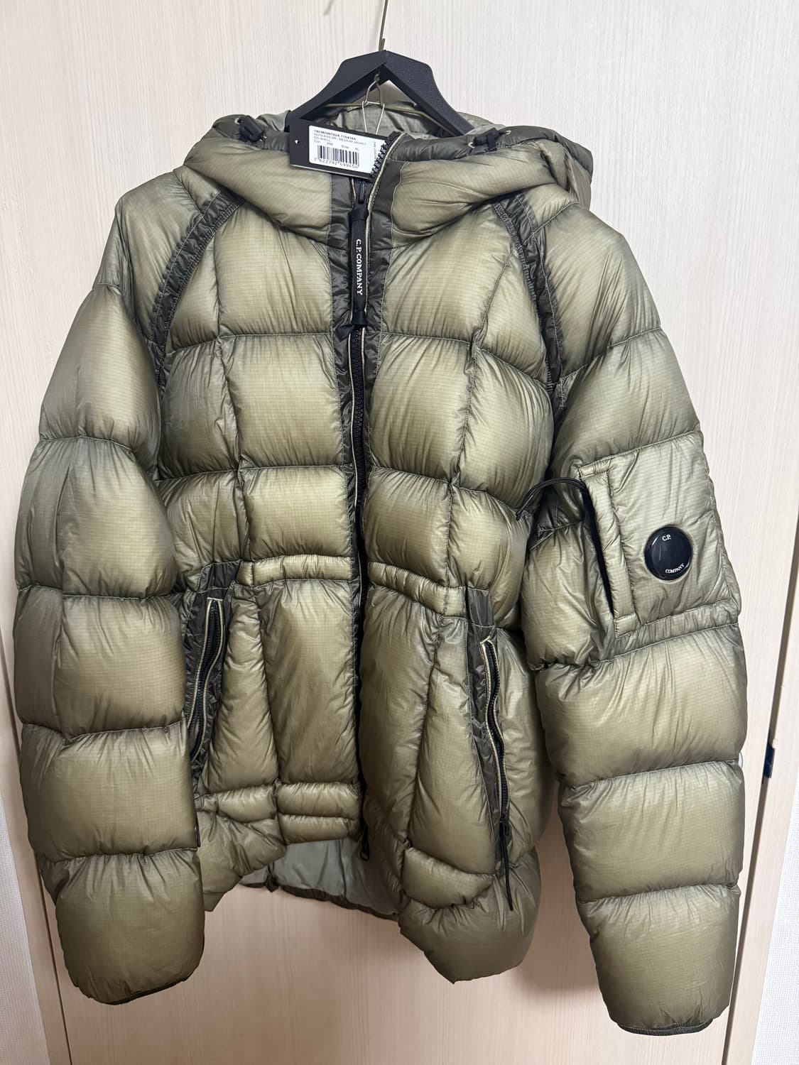 cp컴퍼니 디디쉘 펀가이 그레이 25FW XL 상품이미지2