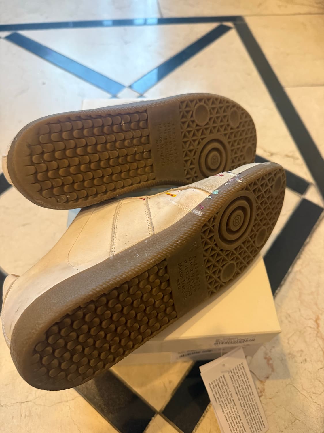 메종 마르지엘라 독일군 페인팅  상품이미지6