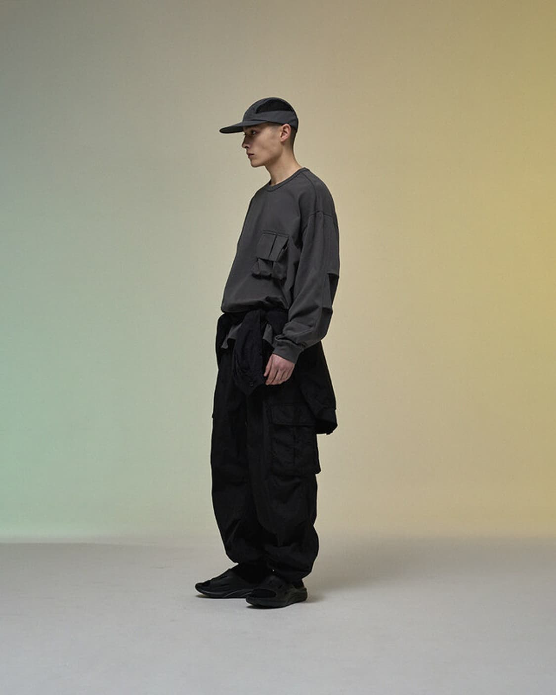 모이프 매거진 포켓 롱슬리브 긴팔 티셔츠 차콜 3사이즈 상품이미지2