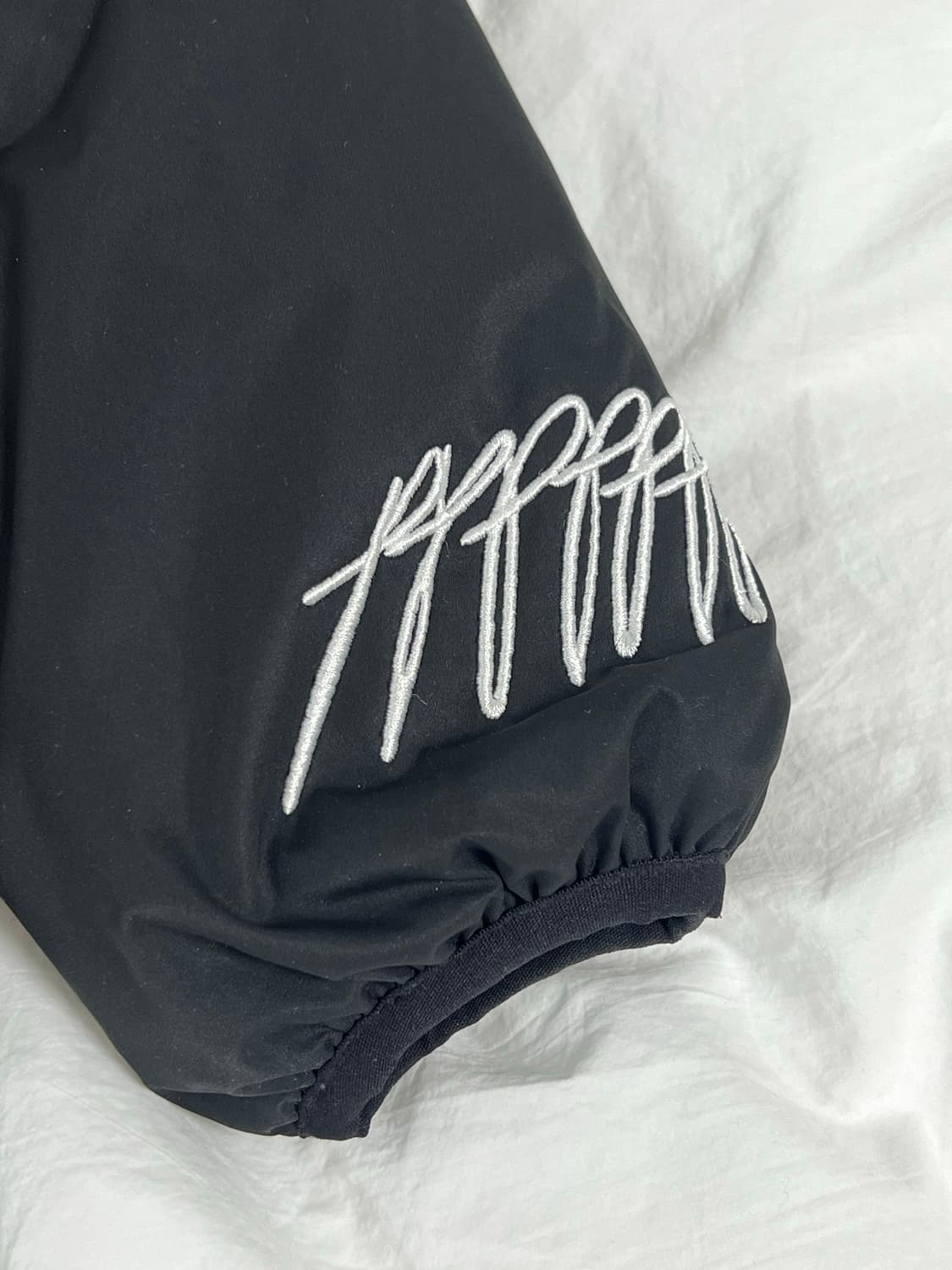 마뗑킴x더뮤지엄비지터 베를린 덕다운 패딩 S 상품이미지7