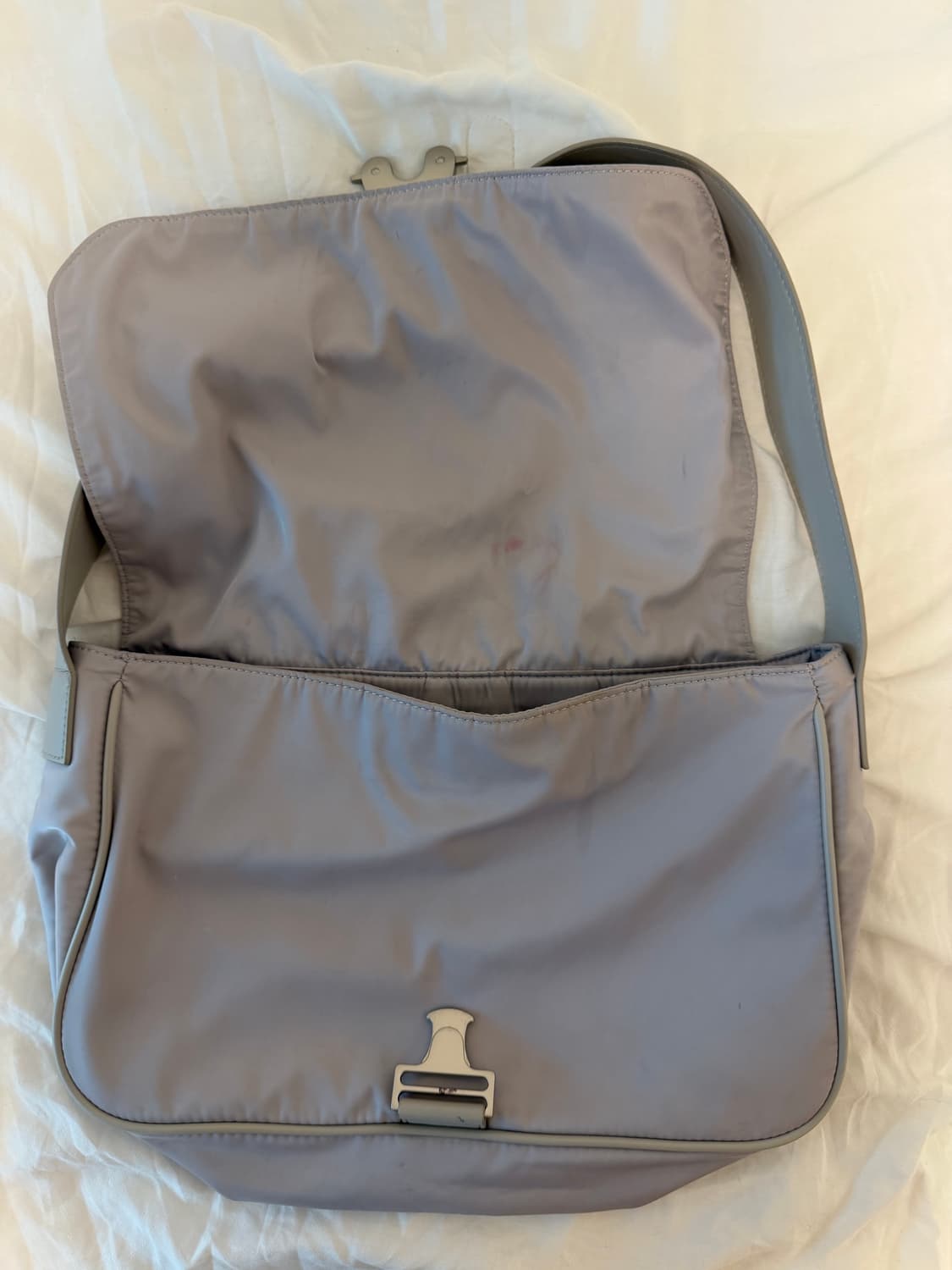 마뗑킴 버클백 라이트 그레이 상품이미지2