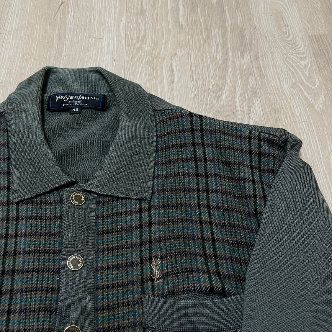 입생로랑 빈티지 멀티체크 자수 로고 카라 니트 M(95) 상품이미지2