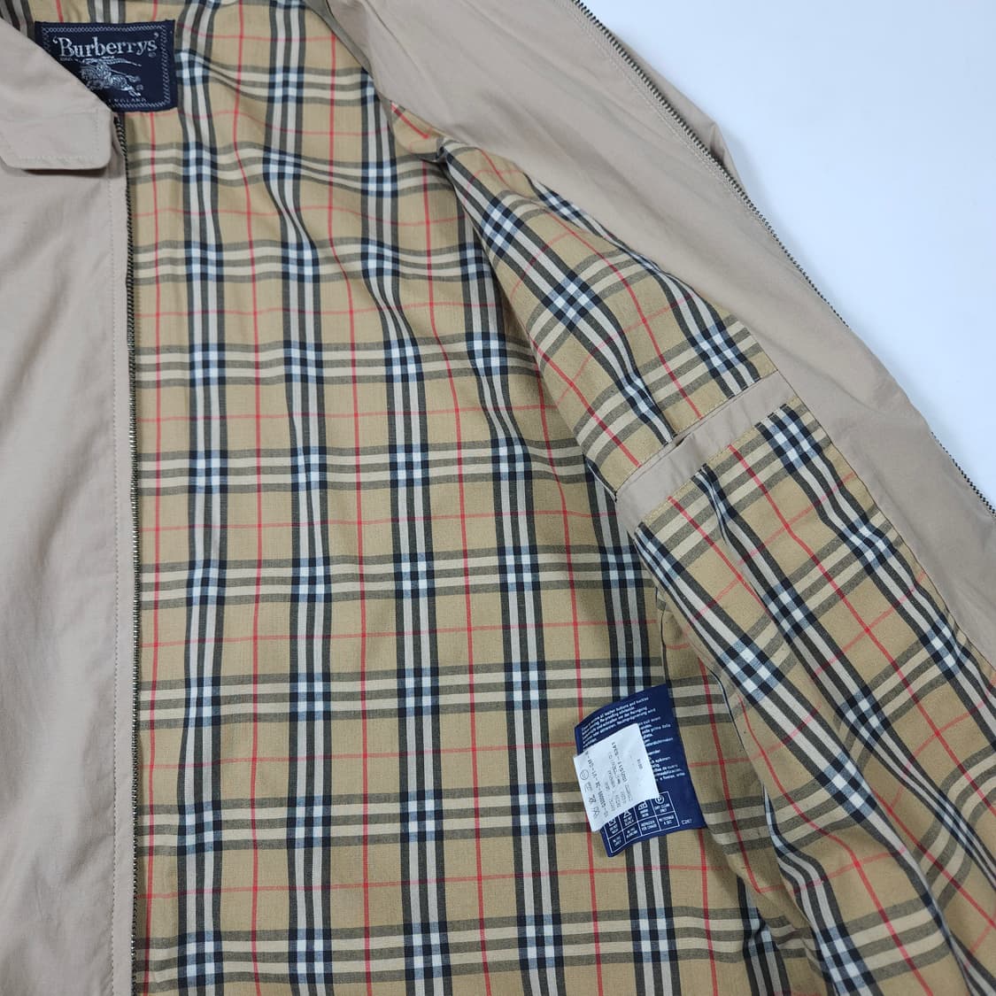 버버리 베이지 스윙톱 자켓  상품이미지6