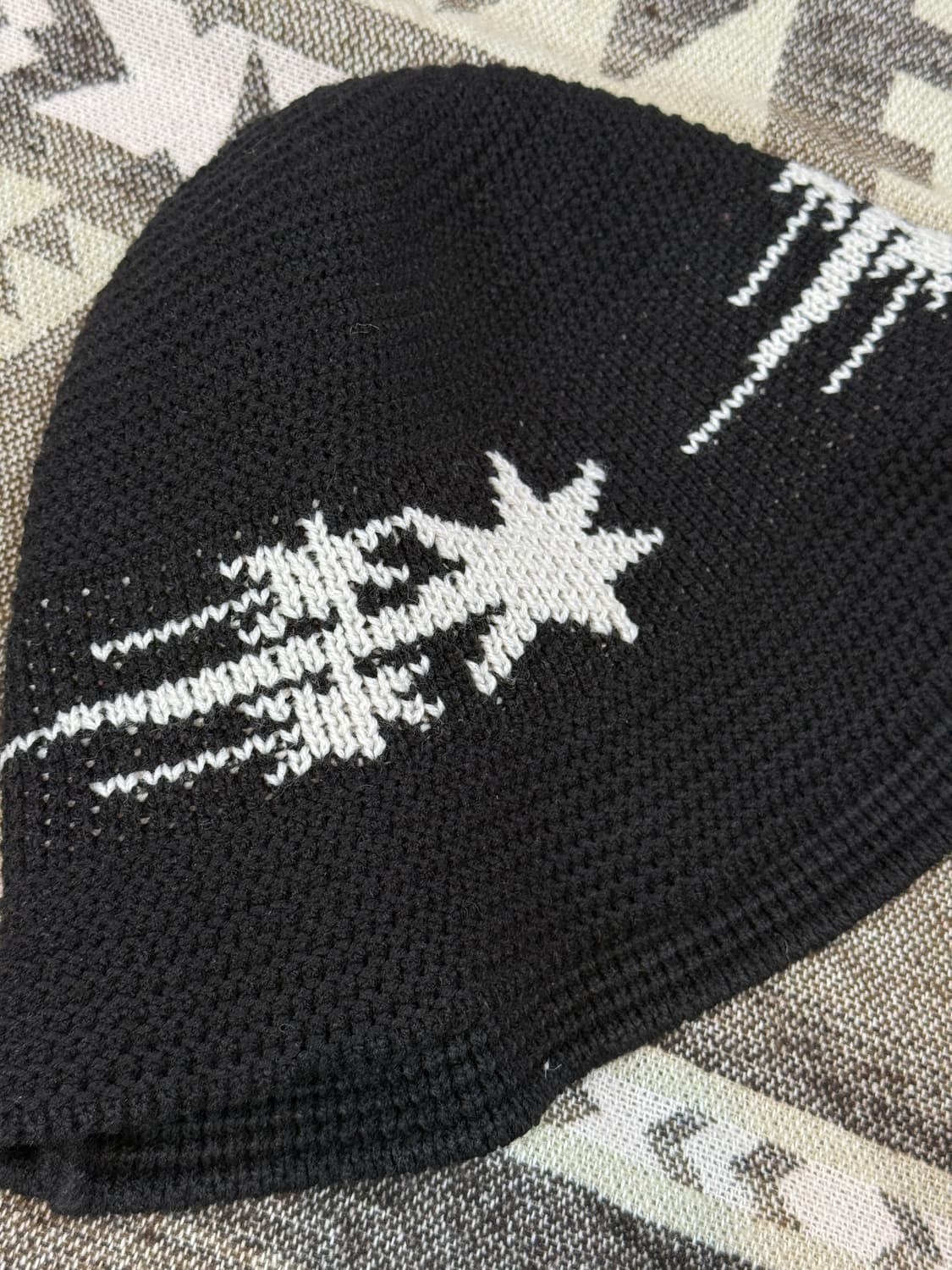 나이스고스트클럽 3STARS KNIT BUCKET HAT 상품이미지3