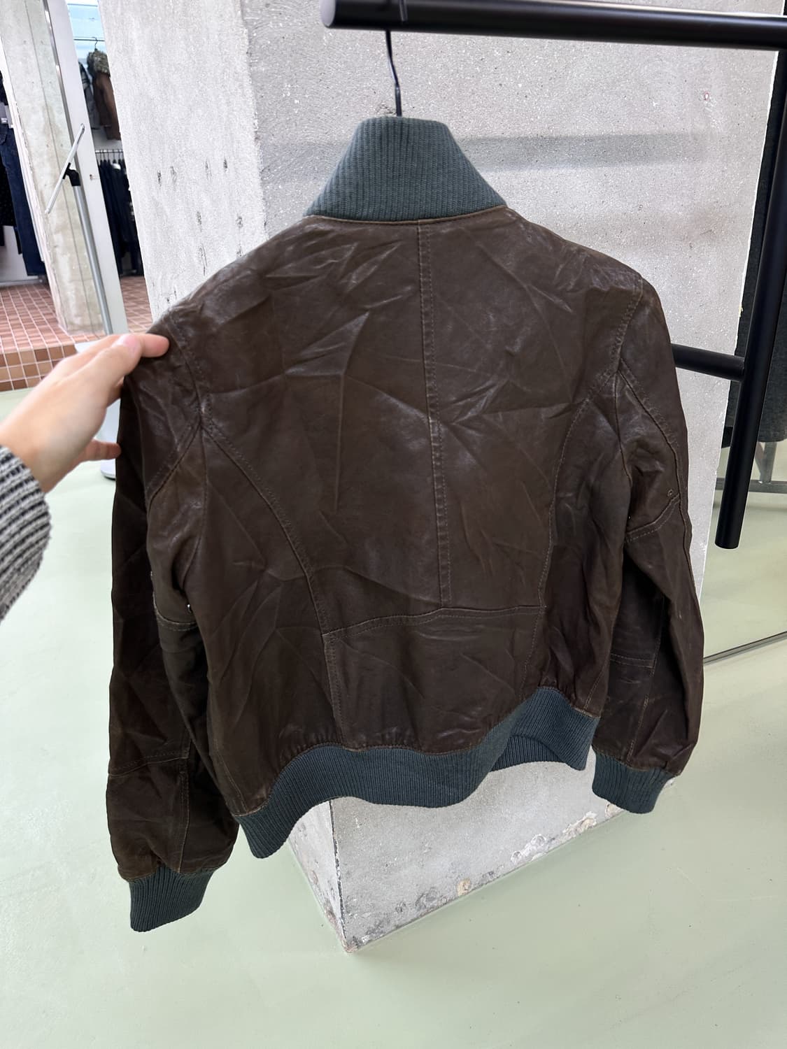 brown leather zip jacket 상품이미지5
