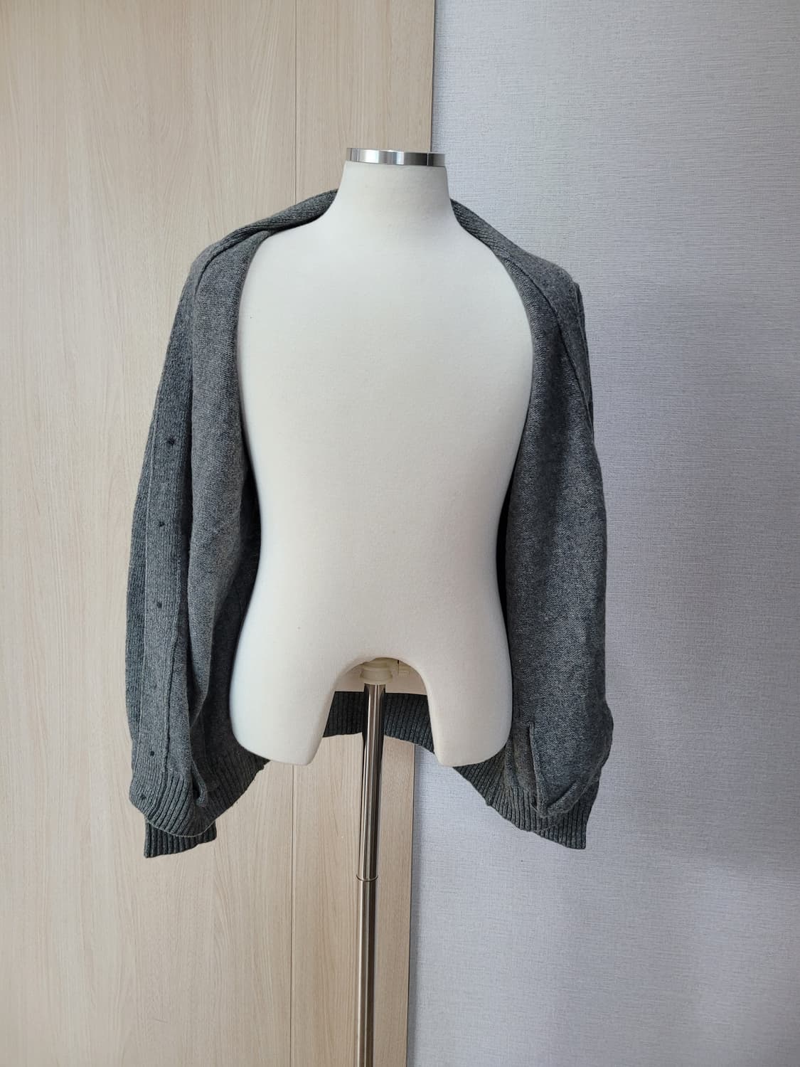 스파오 SPAO 남자 6버튼 울 가디건 100 그레이 상품이미지7