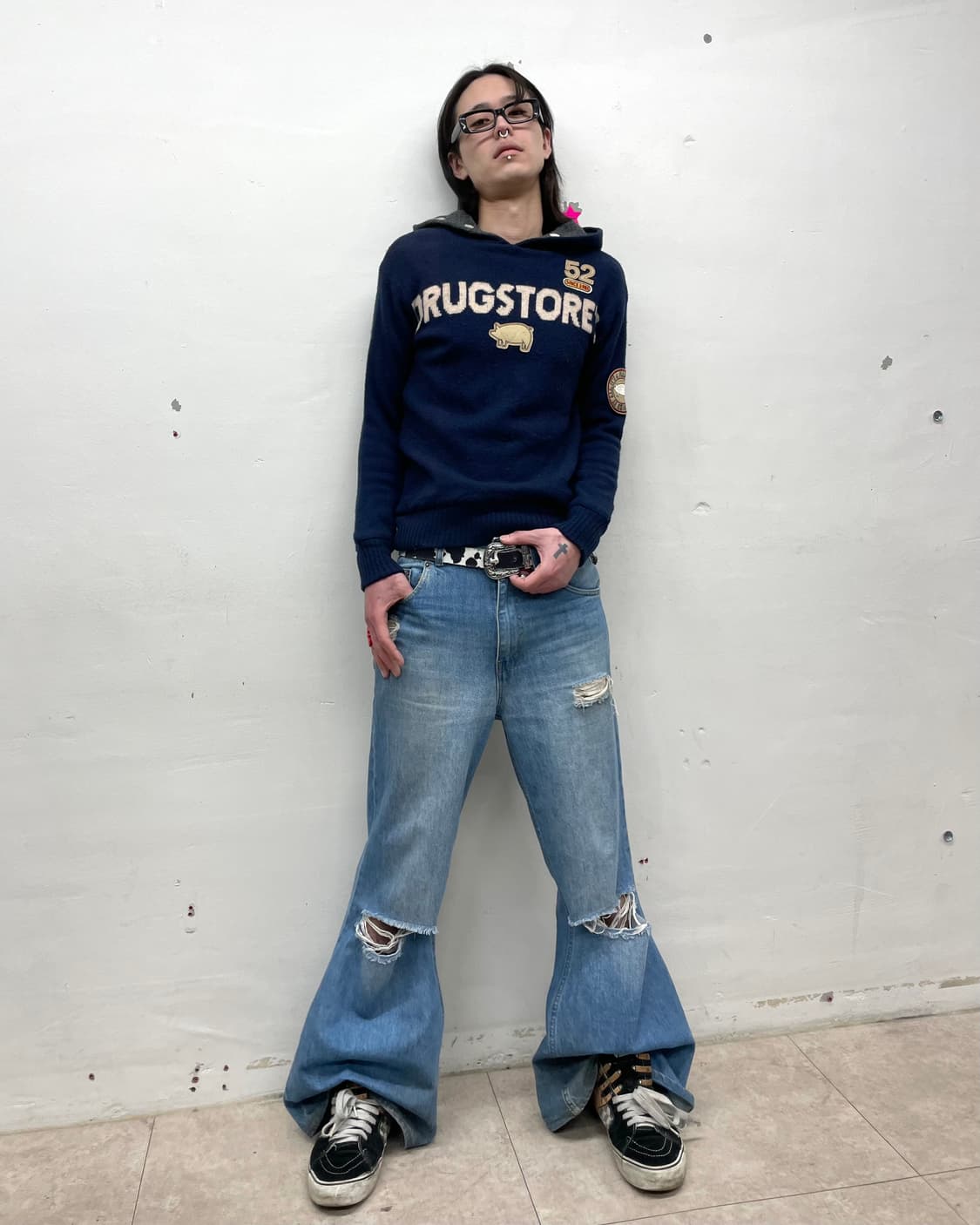 Drugstore Pig Navy Hoodie 상품이미지6