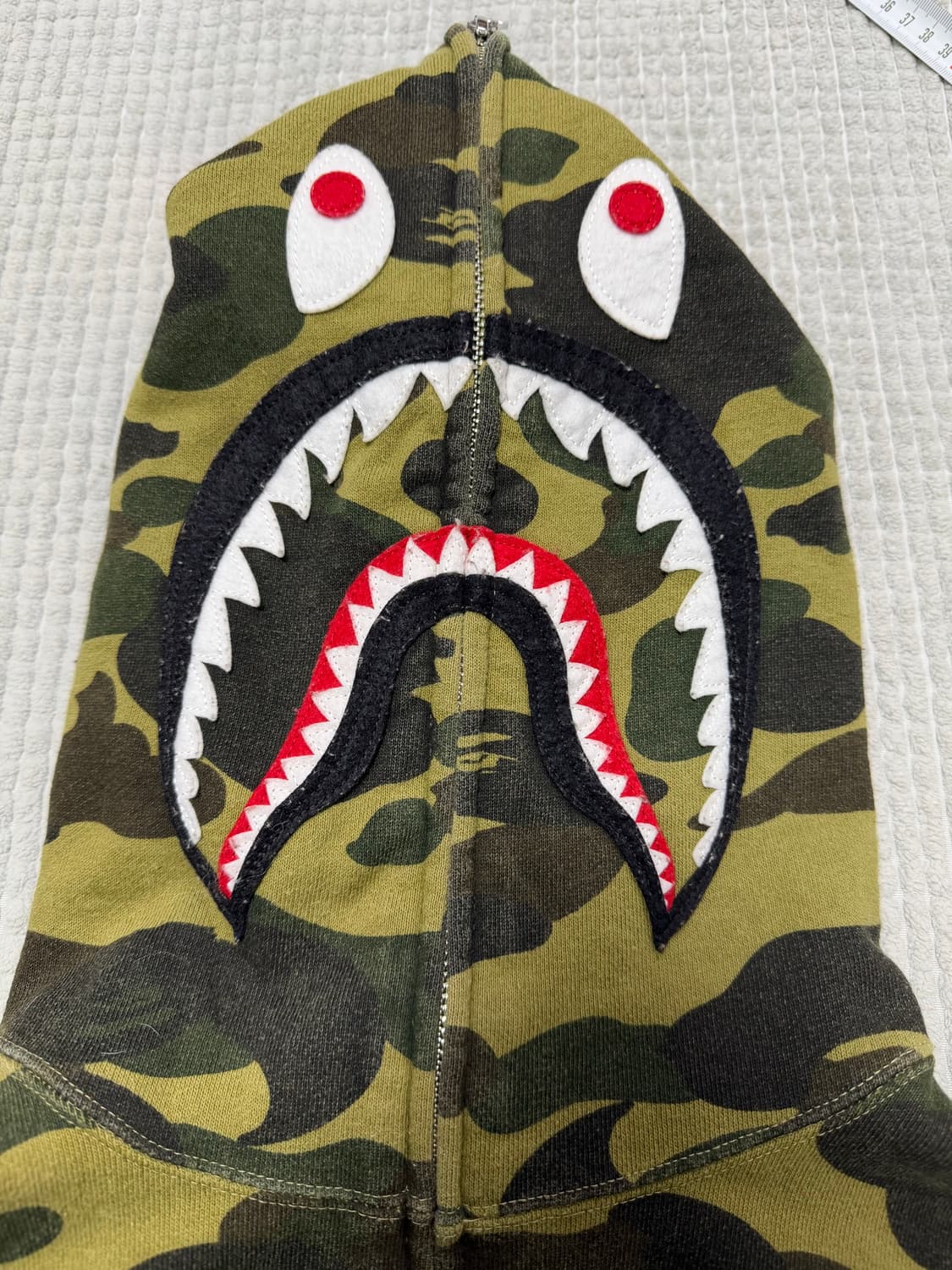 베이프 녹계 샤크 후드 집업 상품이미지8