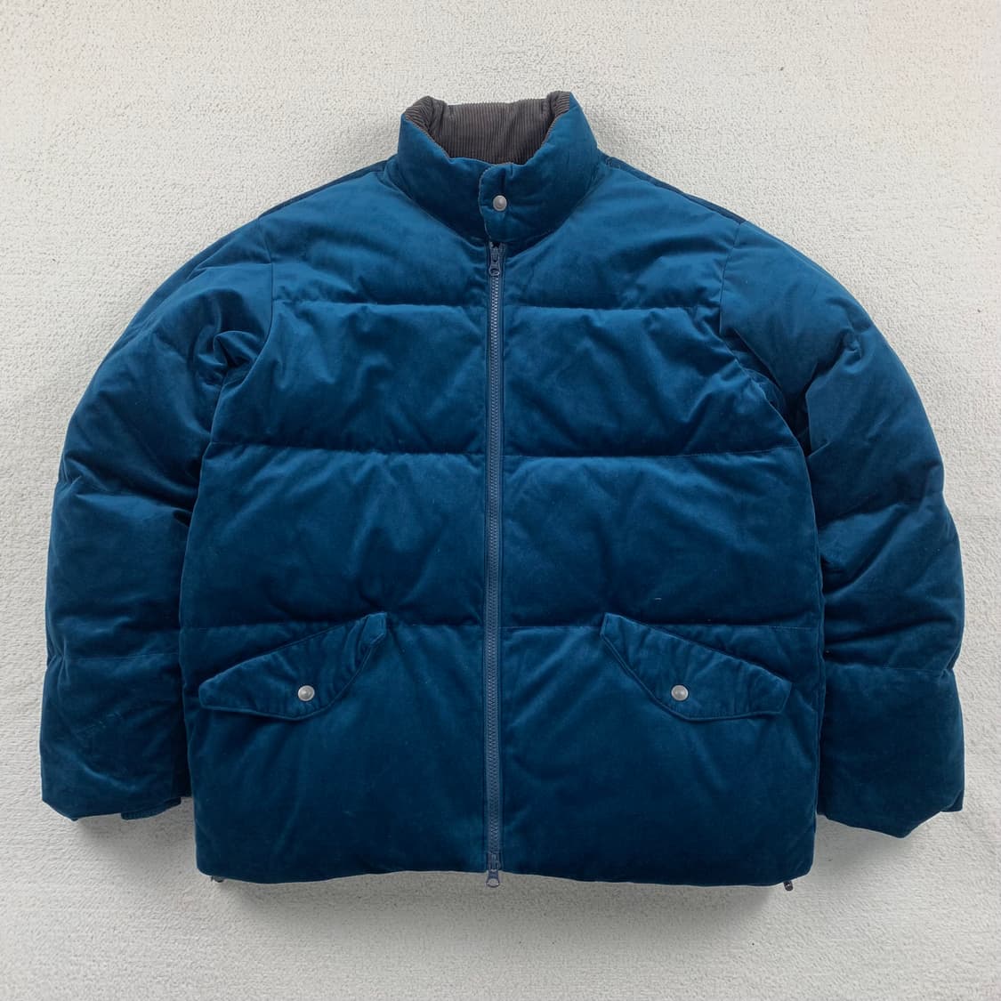 프리즘웍스 블루 벨벳 구스다운 푸퍼 자켓  상품이미지1