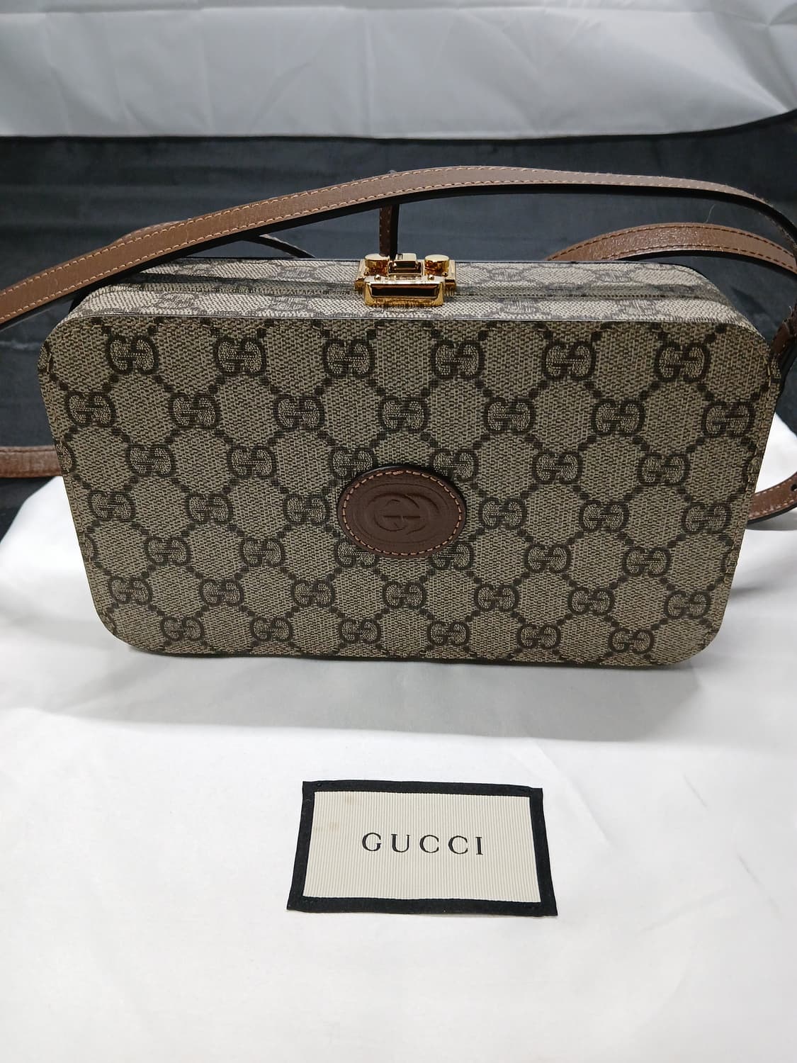 구찌 GG 인터로킹 크로스백 미니 723129 상품이미지1