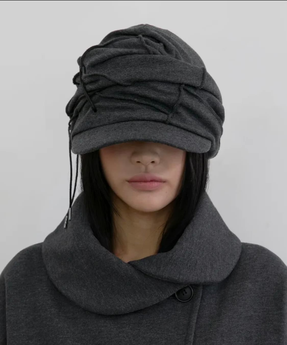 플레어업 소이 드레이프드 캡 차콜 상품이미지1