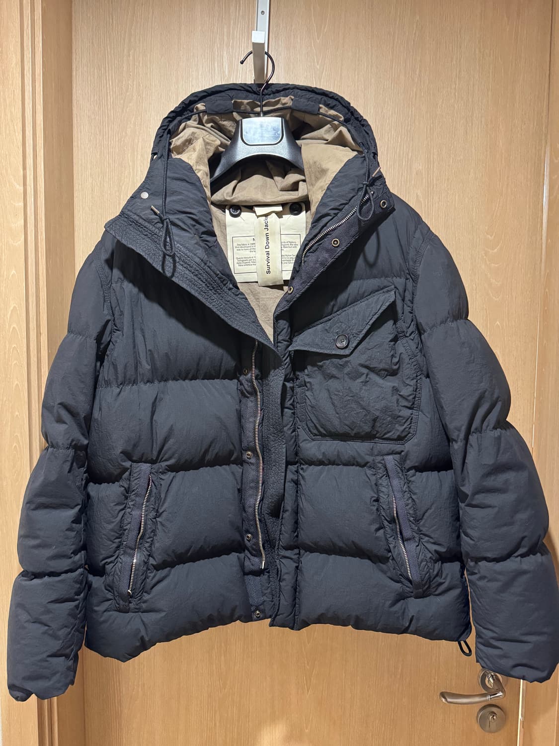 텐씨 (Ten C) 서바이벌 다운 자켓 블랙 상품이미지1