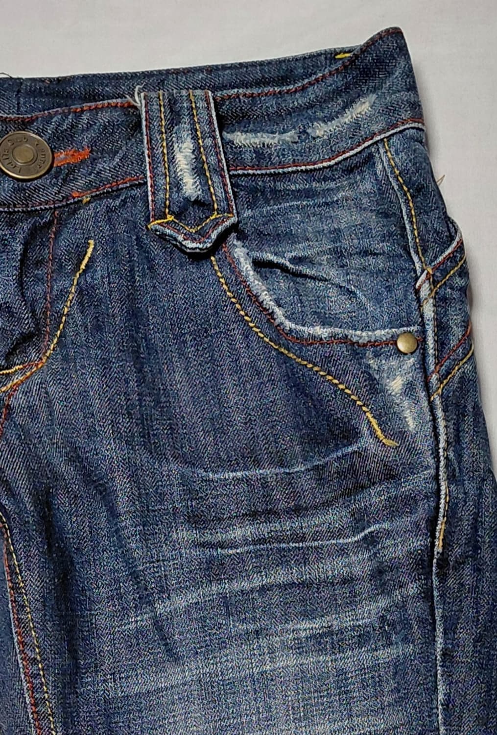 Lolita 데님 백포켓 디테일 중청 부츠컷 팬츠 (26) 상품이미지4