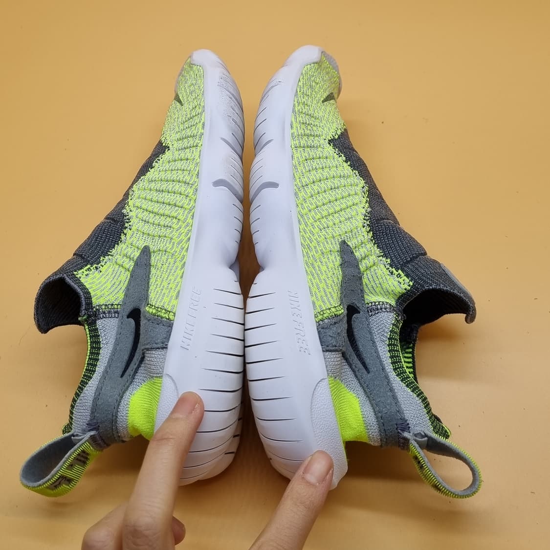 나이키 프리 런 플라이니트3.0 런닝화255 상품이미지5