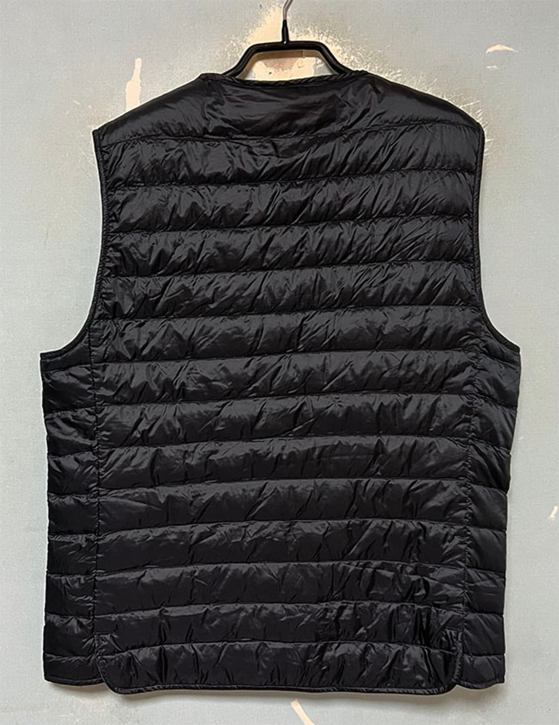 유니클로 남자 경량패딩조끼 새상품 덕다운 M 95 상품이미지2