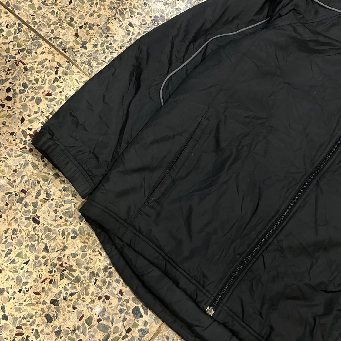 나이키(NIKE) 블랙 바람막이 자켓 상품이미지3
