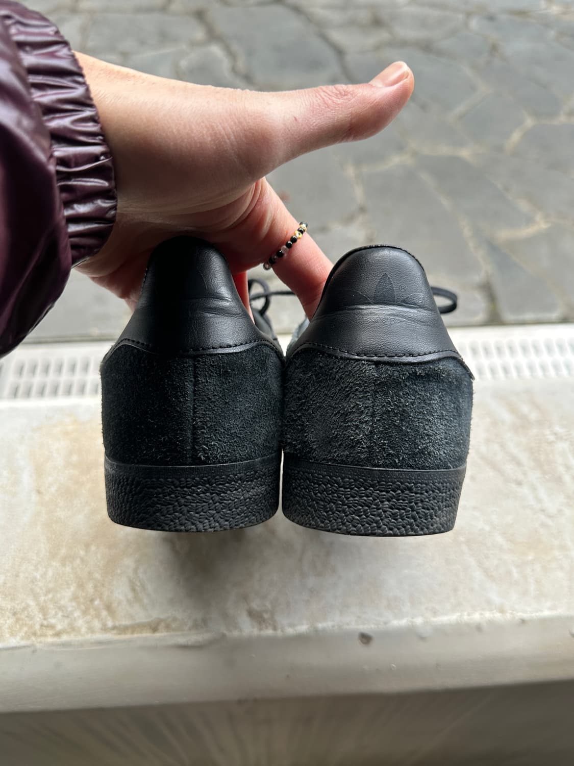 아디다스 운동화 275 블랙 스웨이드 상품이미지3