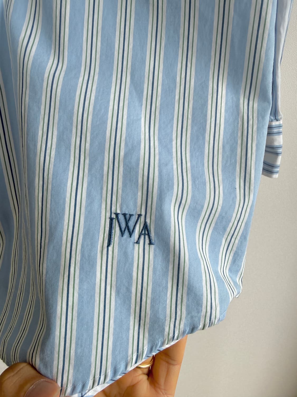 UNIQLO X JWANDERSON 핀스트라이프 셔츠 상품이미지4
