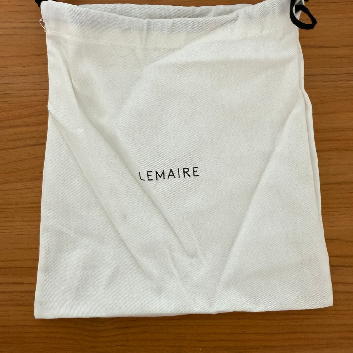 르메르 코인펄스 네크리스 다크 브라운 상품이미지8