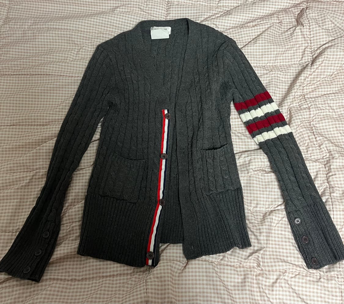 톰브라운 4선 니트 가디건 상품이미지1