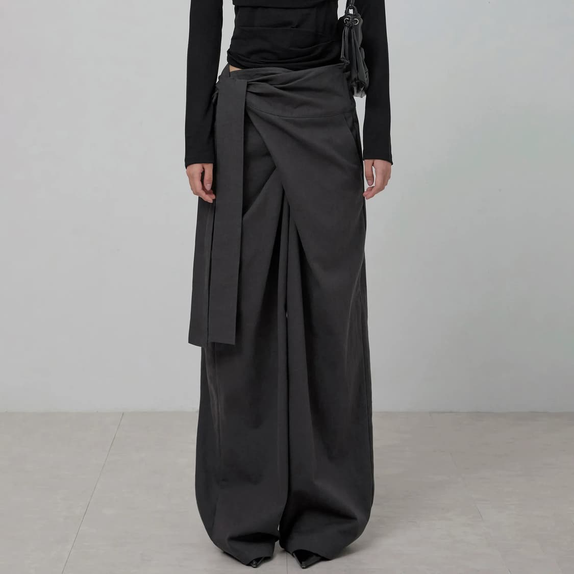 플레어업 레이어드 랩 트루저 바지 상품이미지1