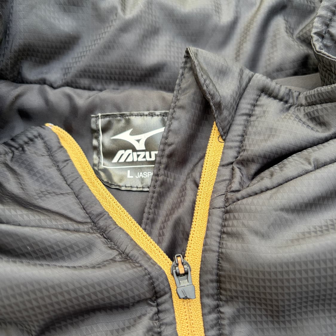 L)미즈노 경량패딩 반집업 웜업 상품이미지3