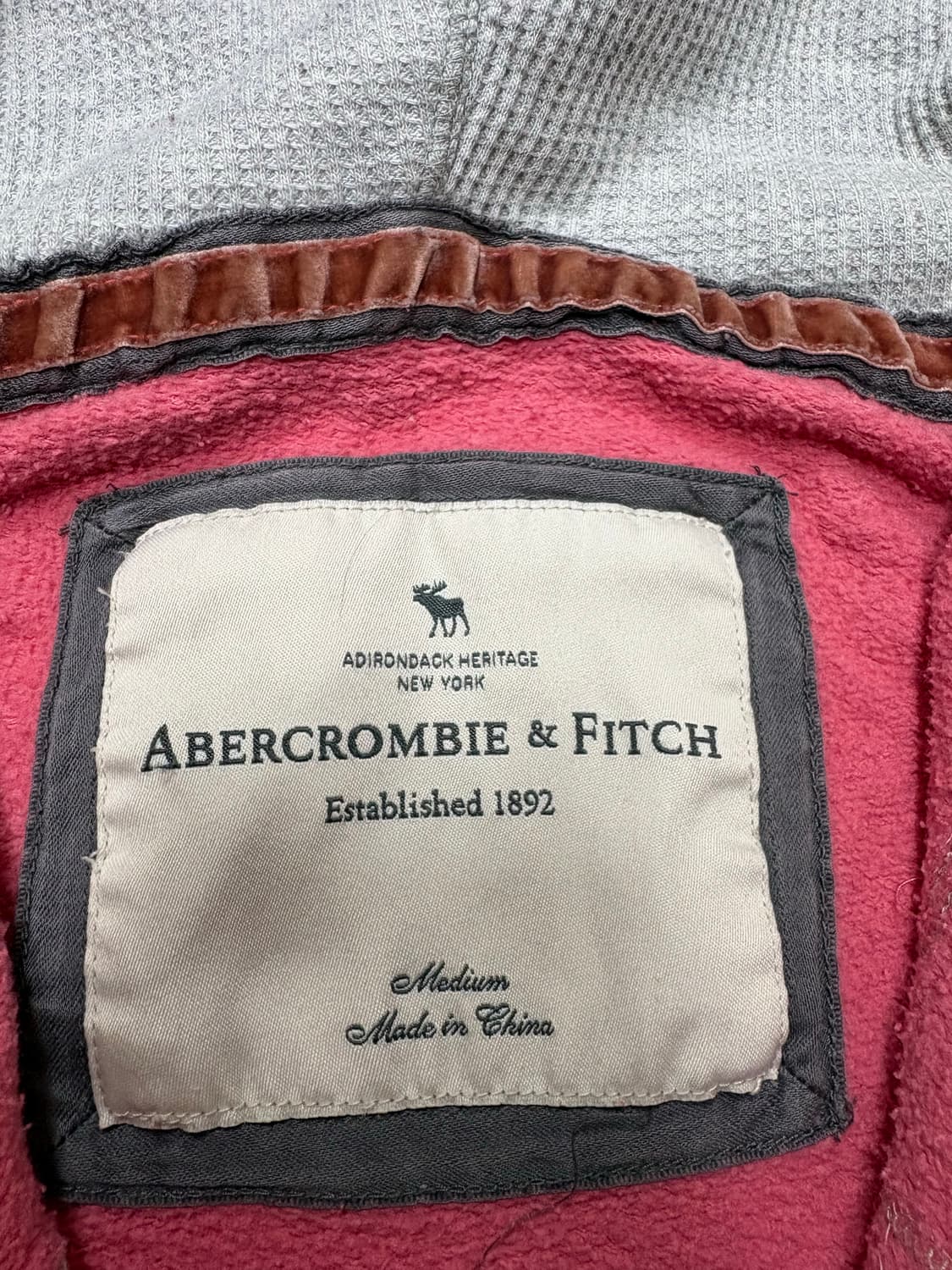 아베크롬비 딱붙핏 후드집업 딸기우유 m 상품이미지2