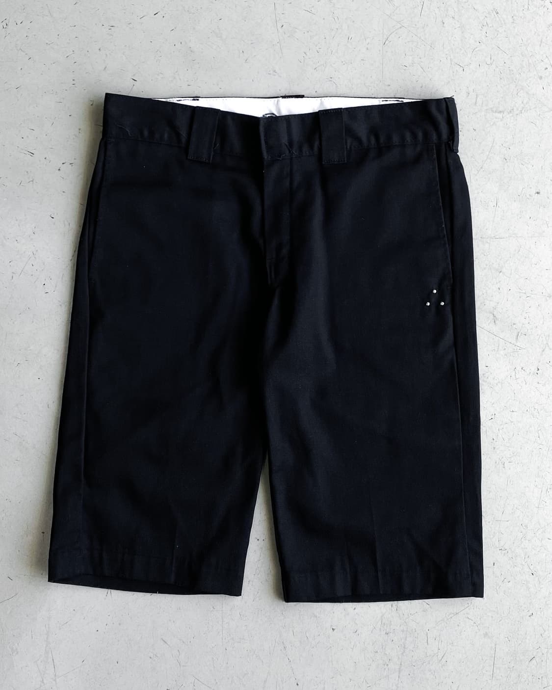 디키즈 x 무겐 디자인 트라이앵글 스터드 하프 팬츠 상품이미지3