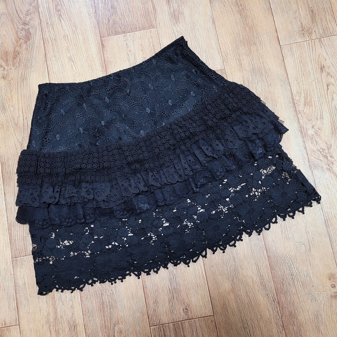 발렌티노(Valentino) 튤 크로쉐스커트 55-66 새상품 상품이미지1