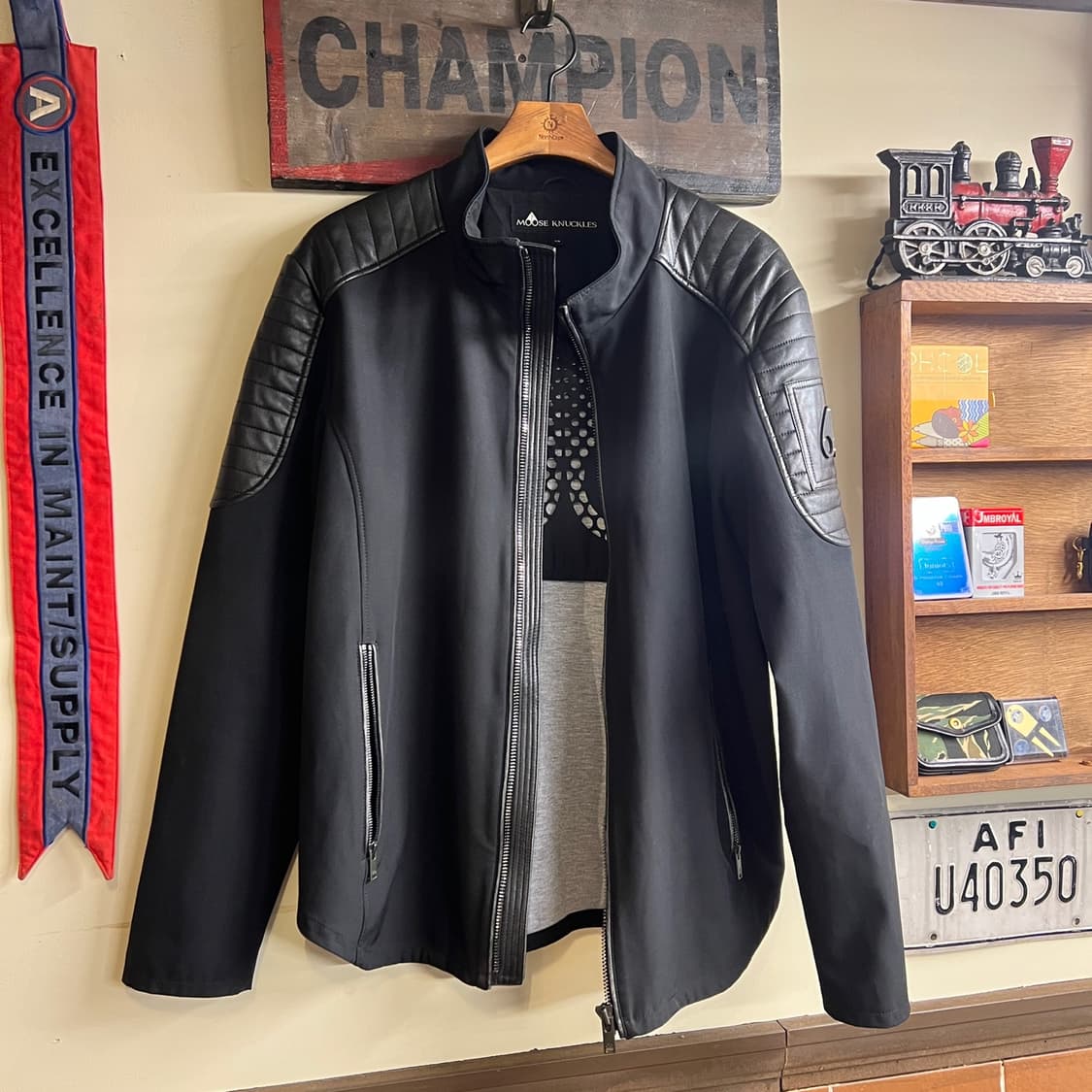 MOOSE KNUCKLES Hybrid Leather Jacket 상품이미지2