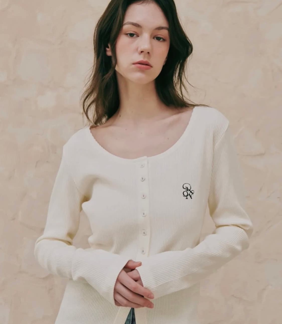 론론 버튼 유 넥 롱 슬리브 상품이미지1