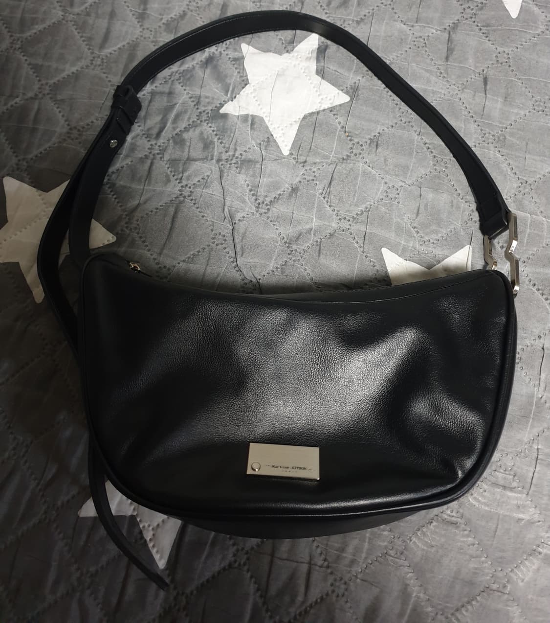 마틴싯봉 은장로고 레더 아시에 호보백 블랙 상품이미지1
