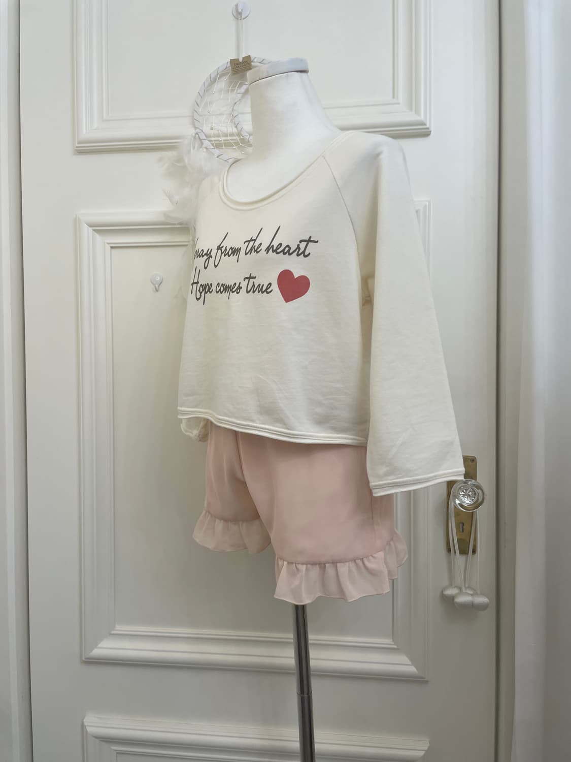 CINEMA CLUB ivory lettering point crop t 상품이미지2