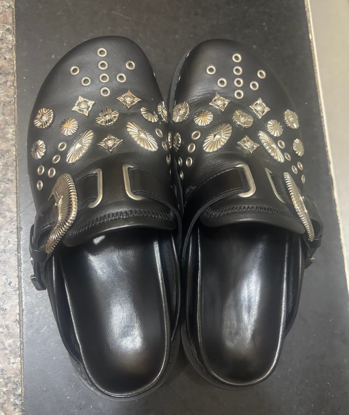 [43] 토가 비릴리스 레더 스터드 뮬 EU 43 275사이즈 상품이미지3