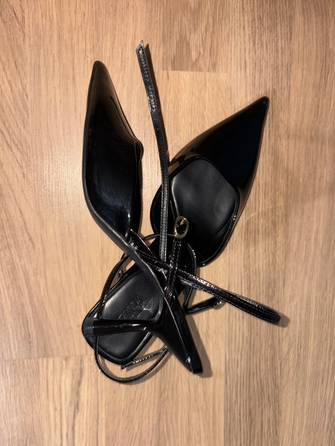 자라 스트립 블랙 힐 상품이미지2