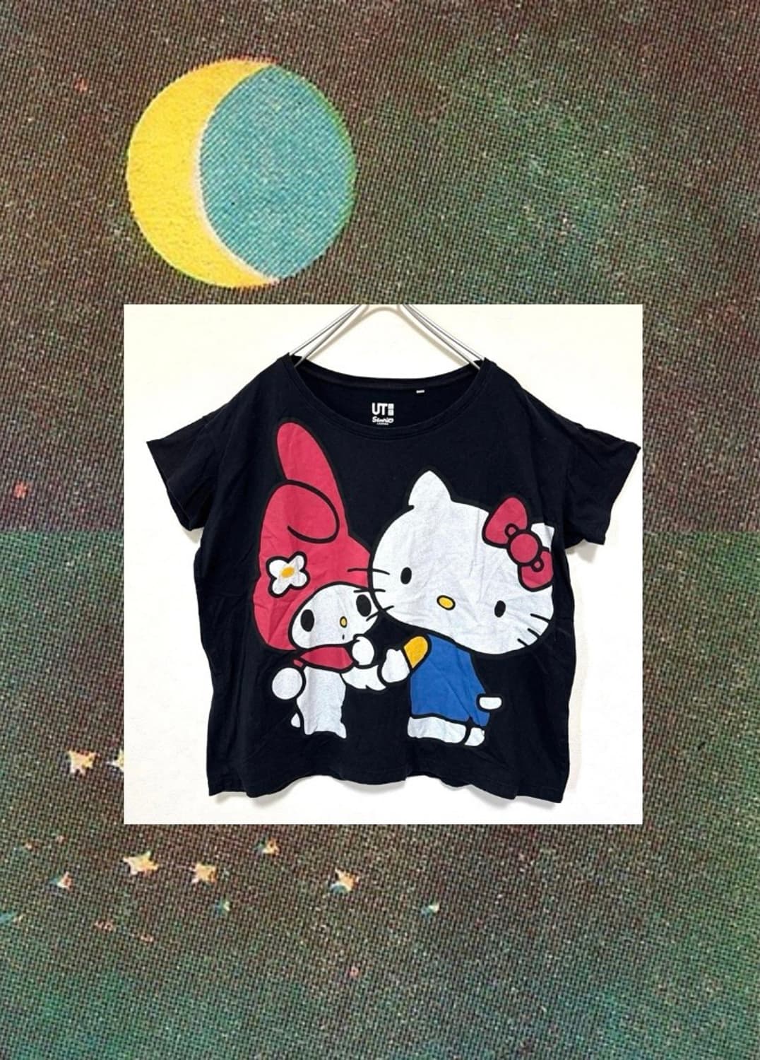 유니클로X산리오 반팔 티셔츠 상품이미지1