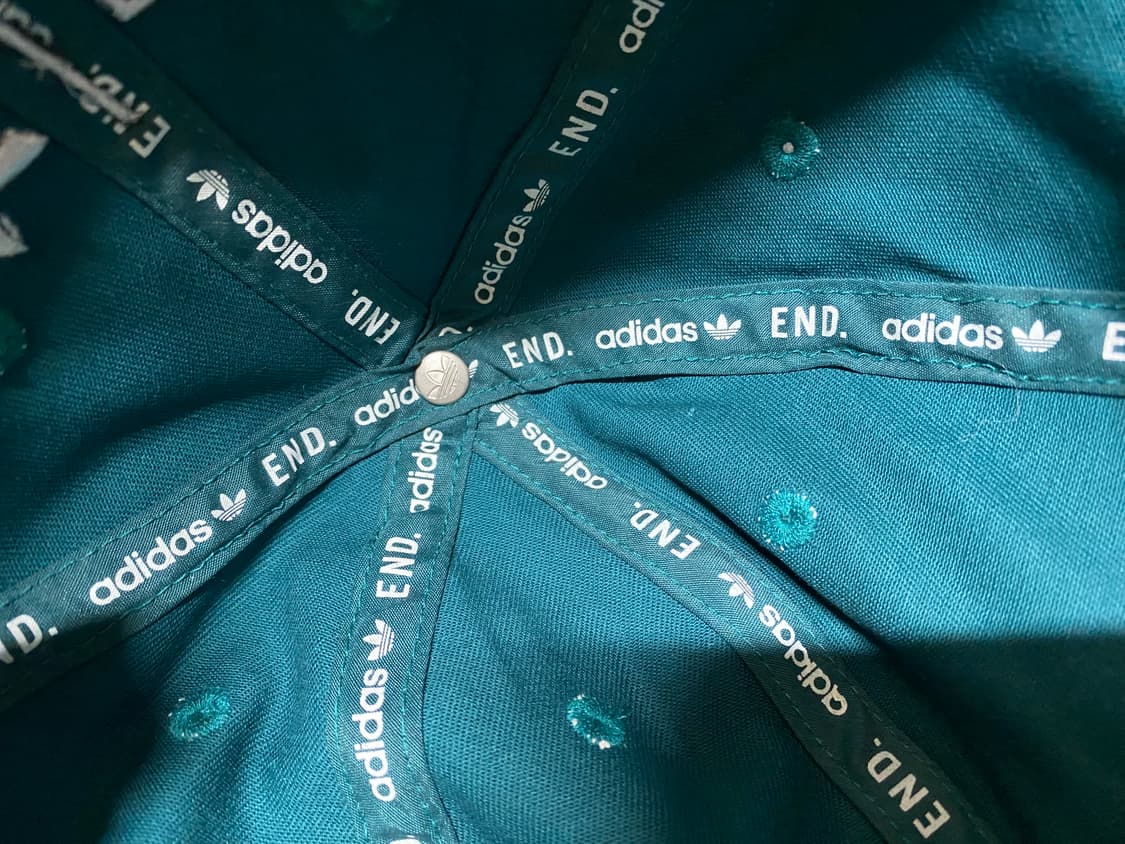 Adidas x end 콜라보레이션 볼캡 상품이미지6